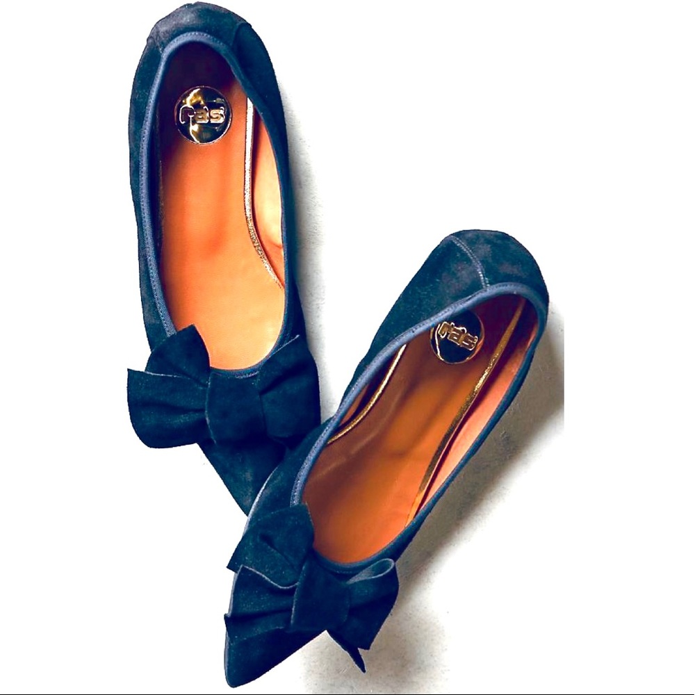 Anthropologie RAS Highbow Navy Suede Skimmers 39/ 38.5